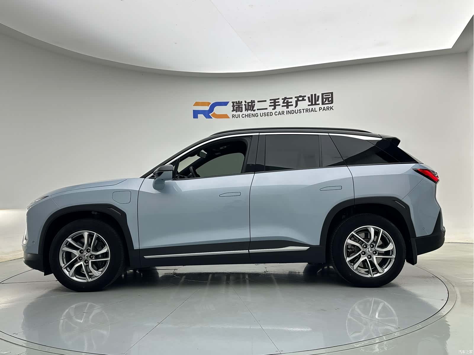 NIO ES6, 2022 9