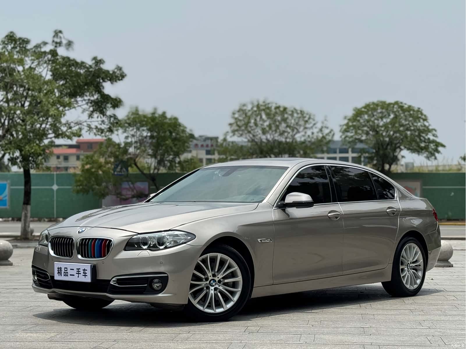 BMW 5 Series, 2016 1