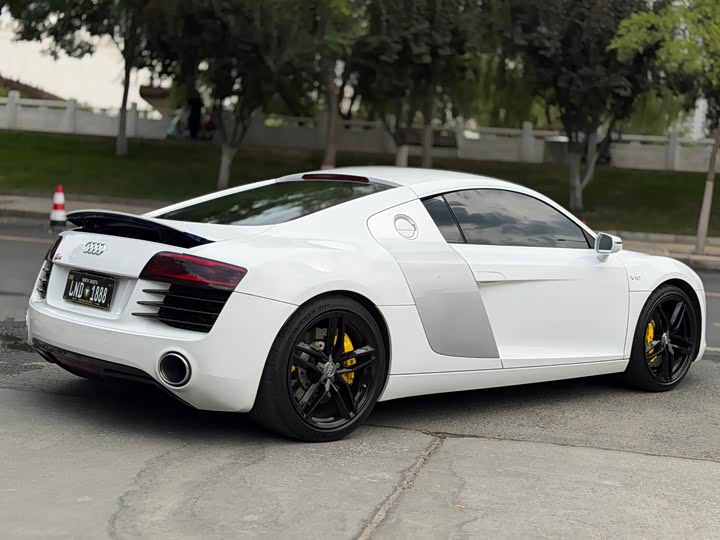 Audi R8 2014 4.2 FSI quattro