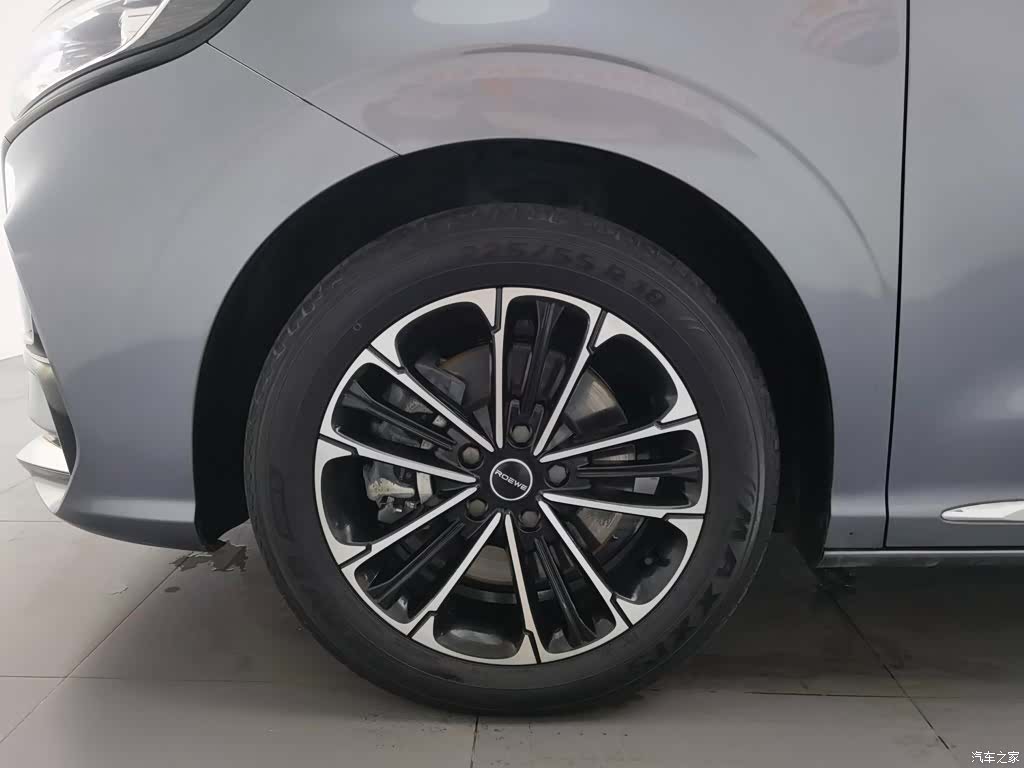 Roewe iMAX8, 2022 13