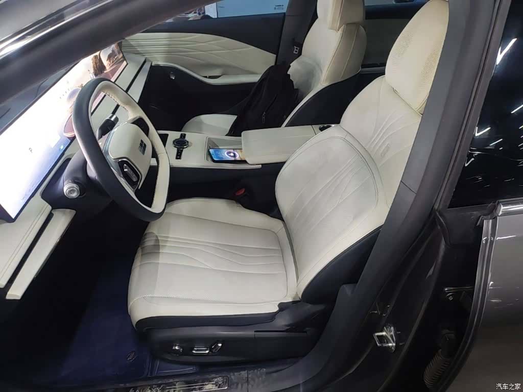 Geely E8, 2024 15