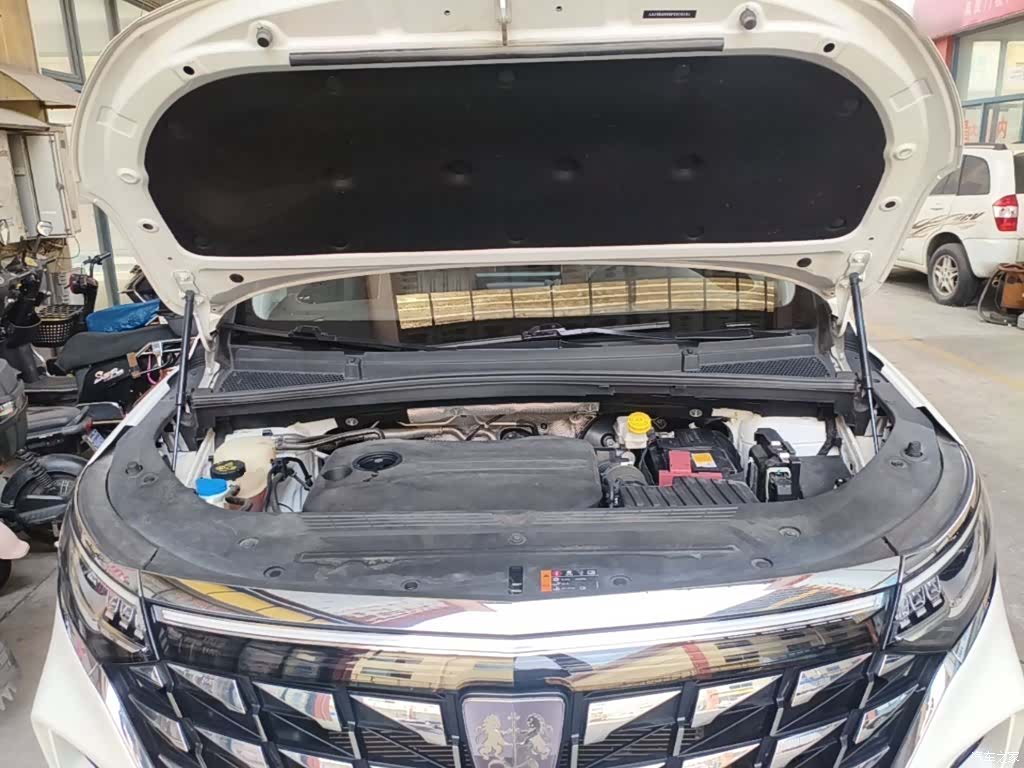 Roewe iMAX8, 2024 20