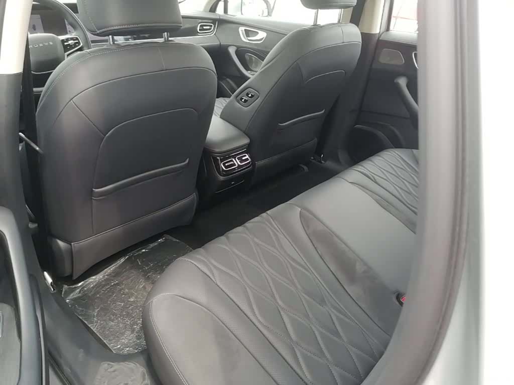 Roewe D7, 2025 17