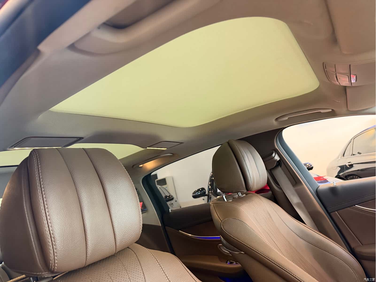 Mercedes-Benz E-Class, 2021 14