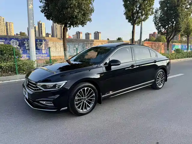 Volkswagen Magotan 2023 — купить из Китая под заказ