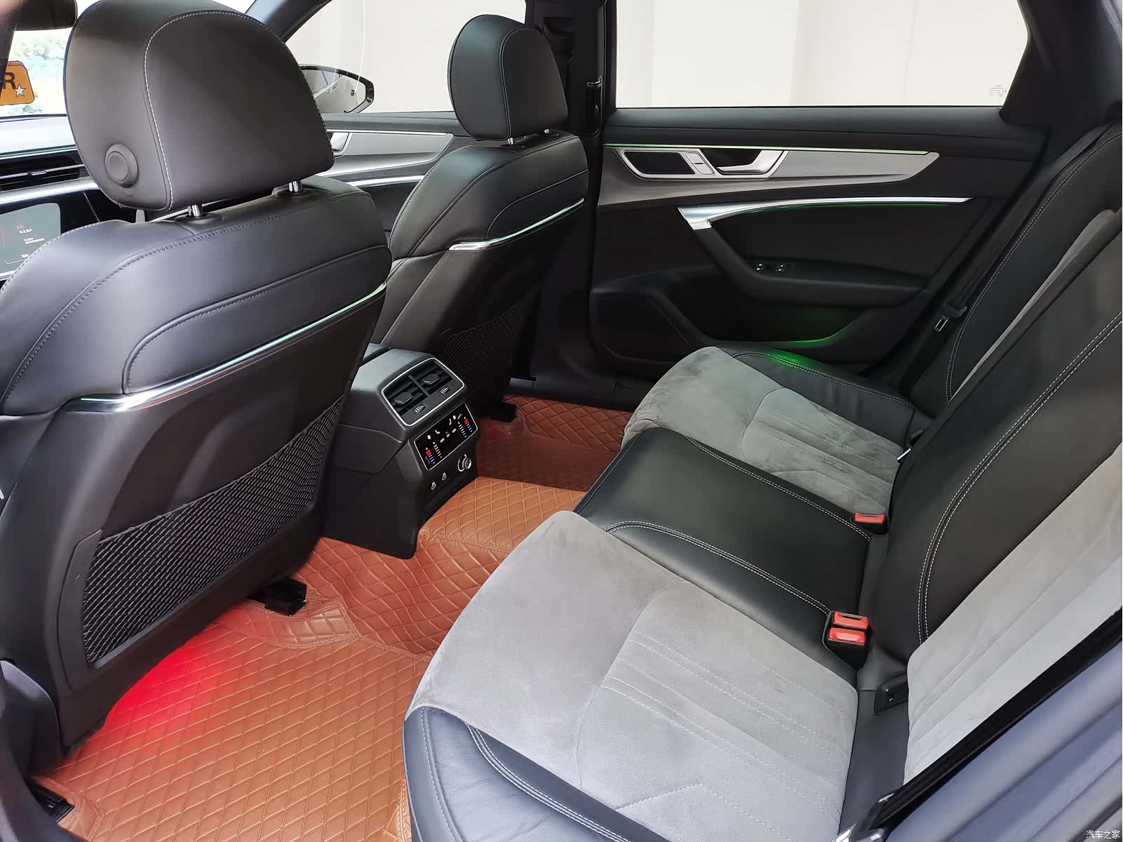 Audi A6L, 2023 15