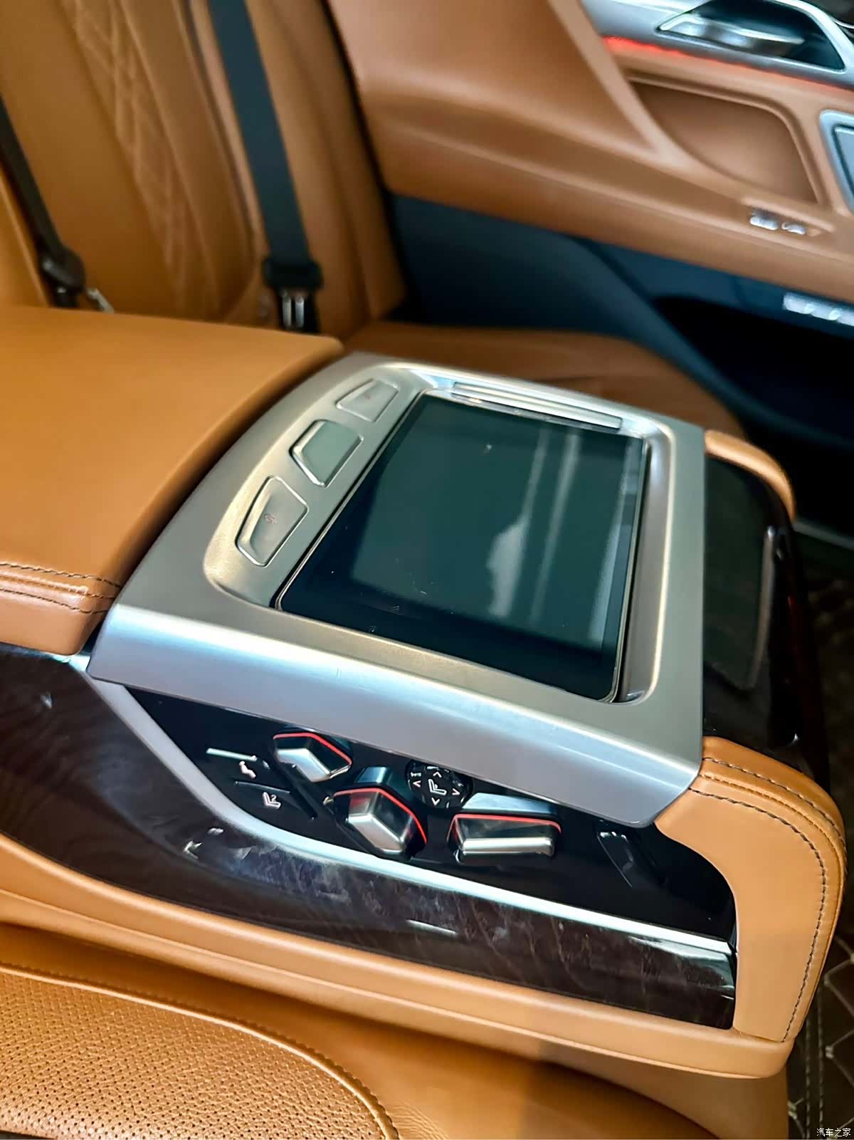 BMW 7 Series, 2016 11