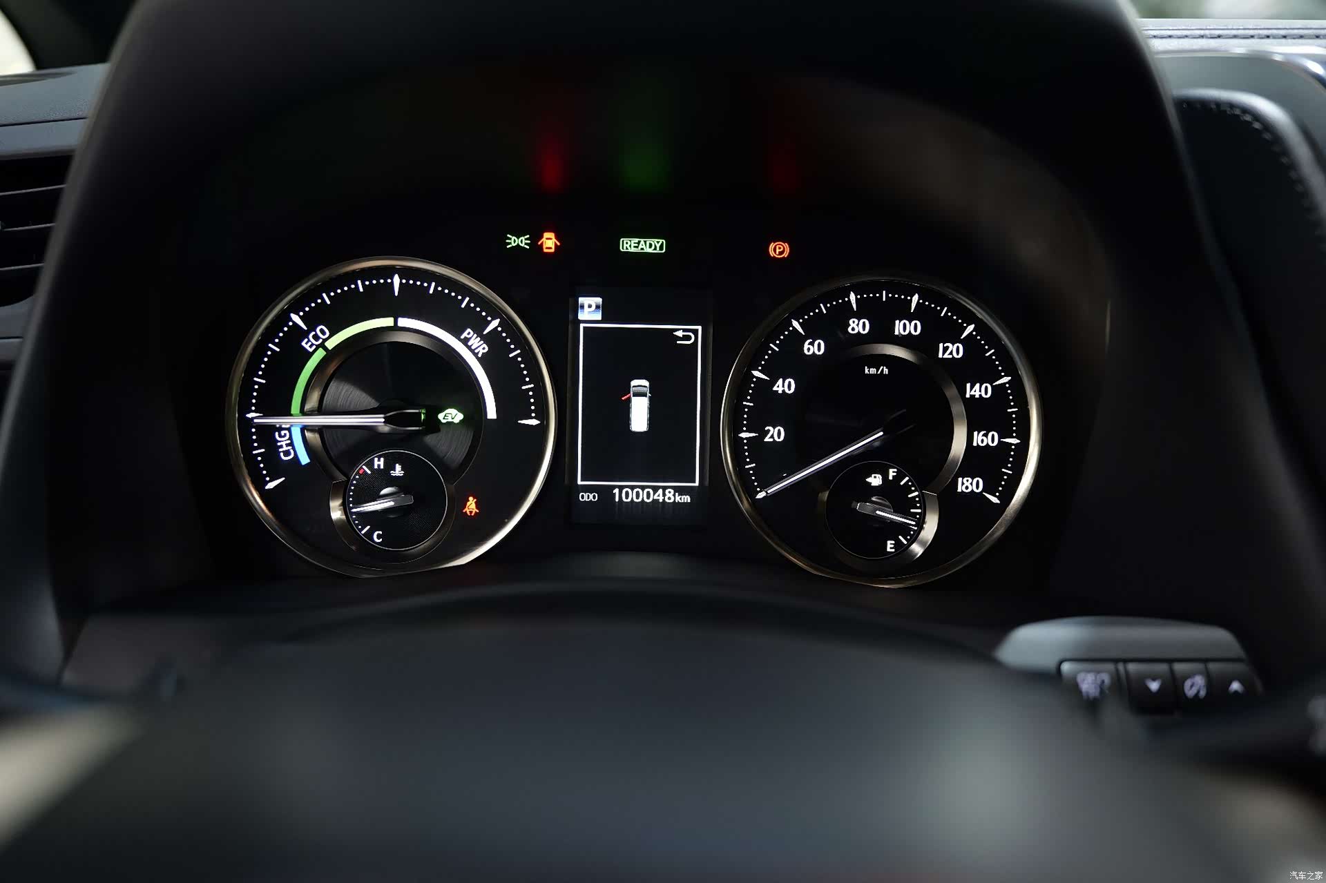 Lexus LM, 2021 13