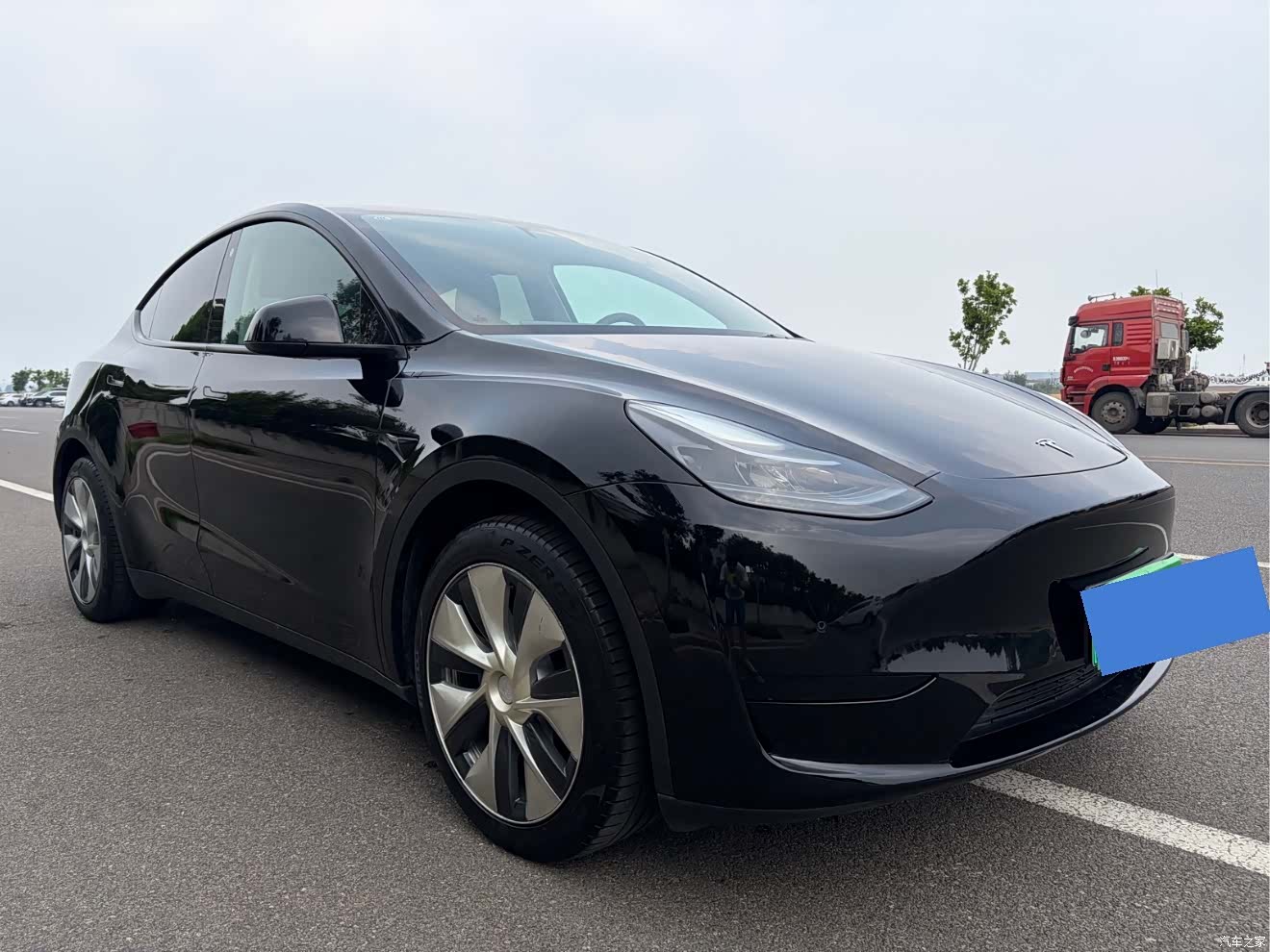 Tesla Model Y, 2022 3