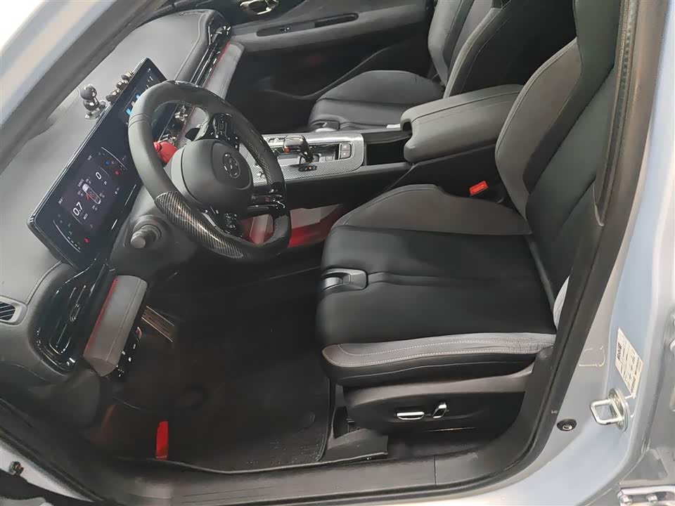 Trumpchi Shadow Leopard
