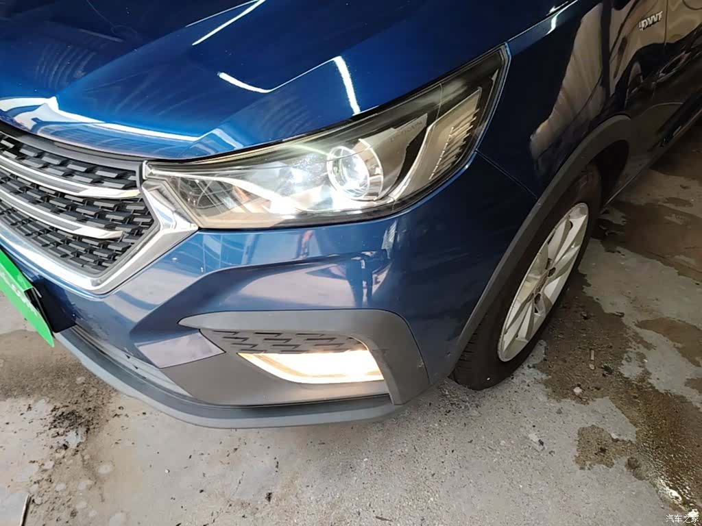 Wuling 310W, 2021 24