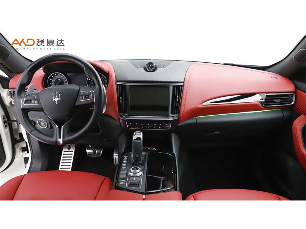 Maserati Levante, 2021 все фото