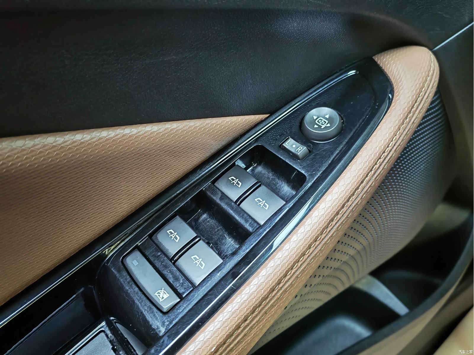 Buick Verano, 2022 20