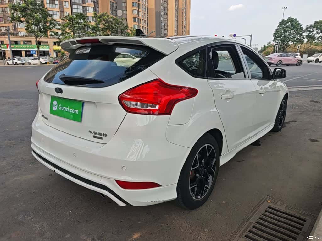 Ford Focus, 2017 7