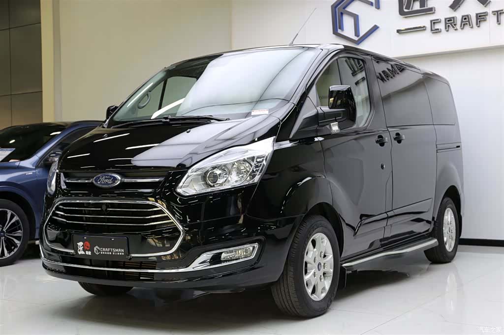 Ford Tourneo, 2021 20