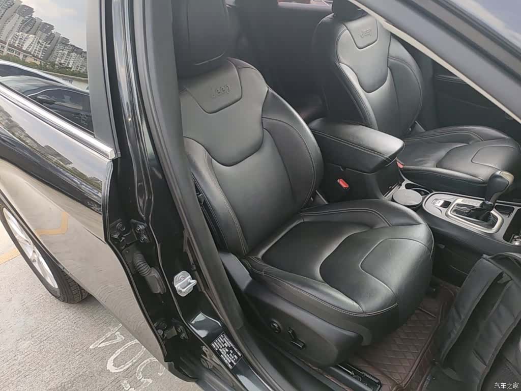 Jeep Cherokee, 2017 25