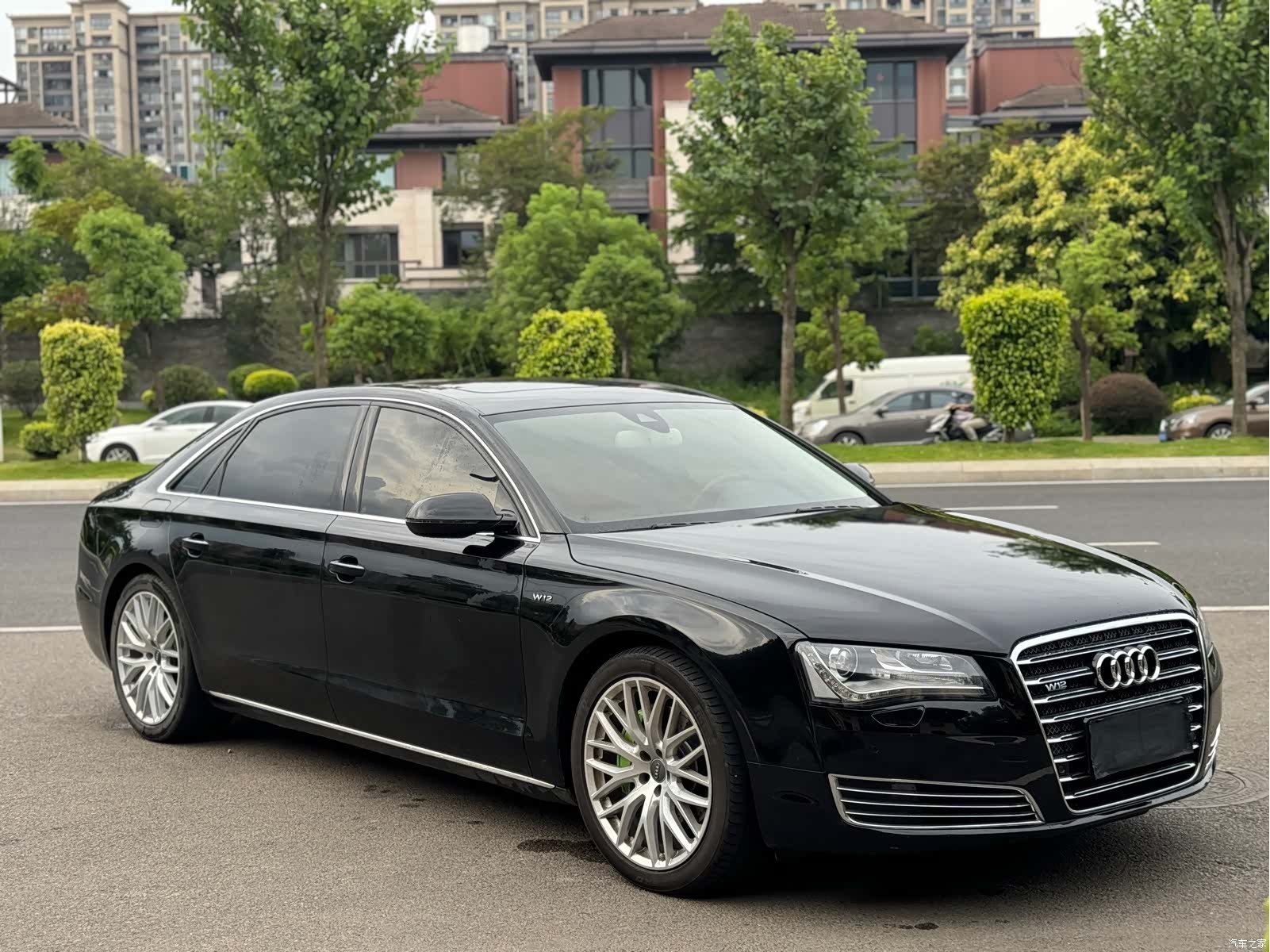 Audi A8L, 2014 3