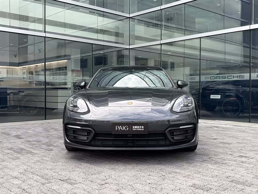 Porsche Panamera, 2024 2