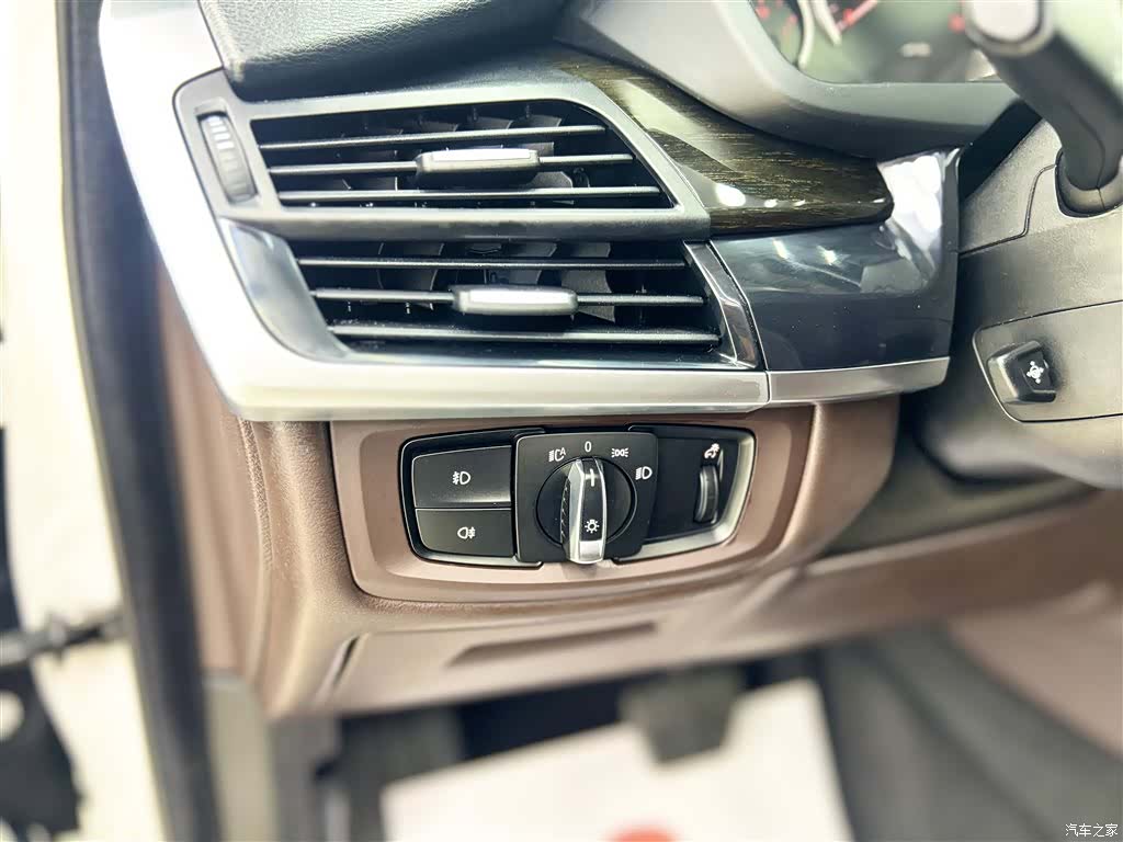 BMW X5, 2015 10