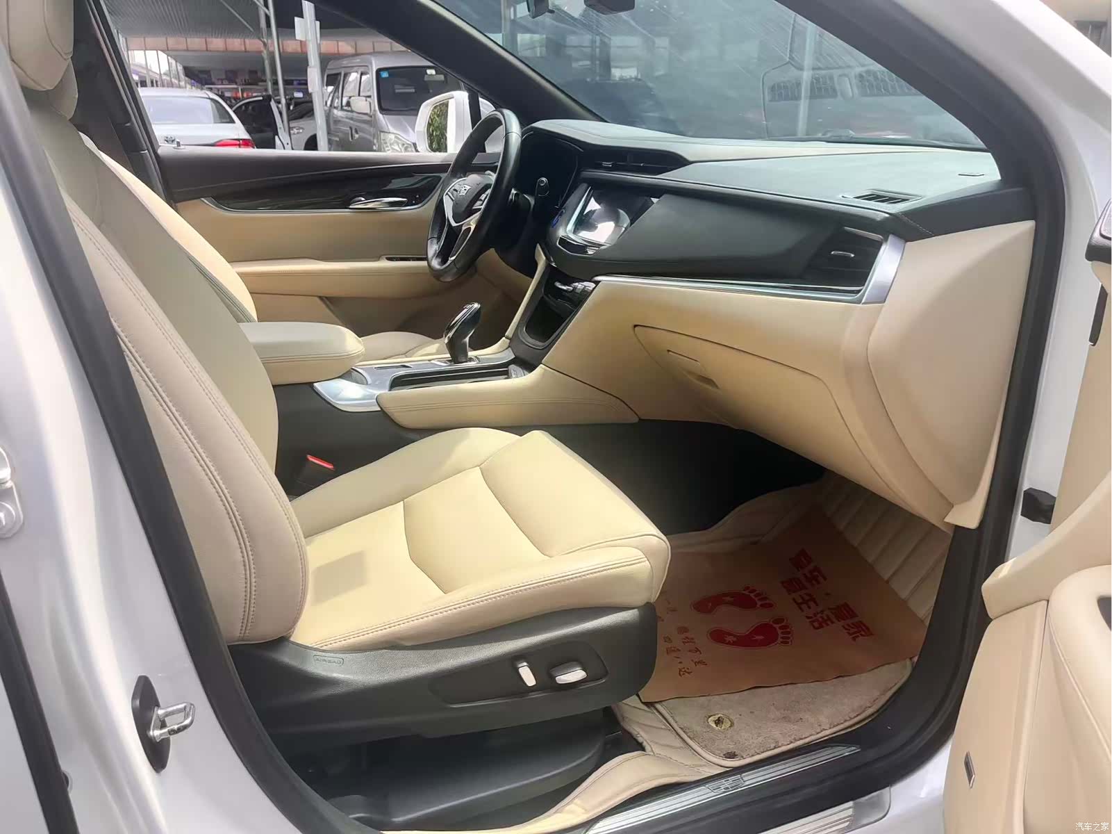 Cadillac XT5, 2017 11