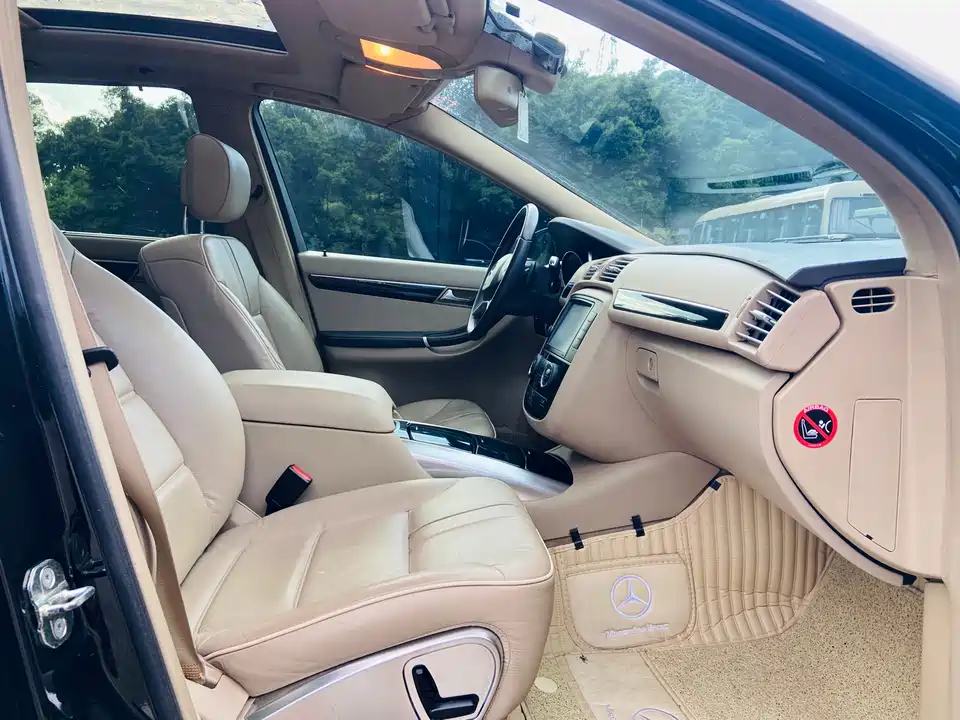 Mercedes-Benz R-class