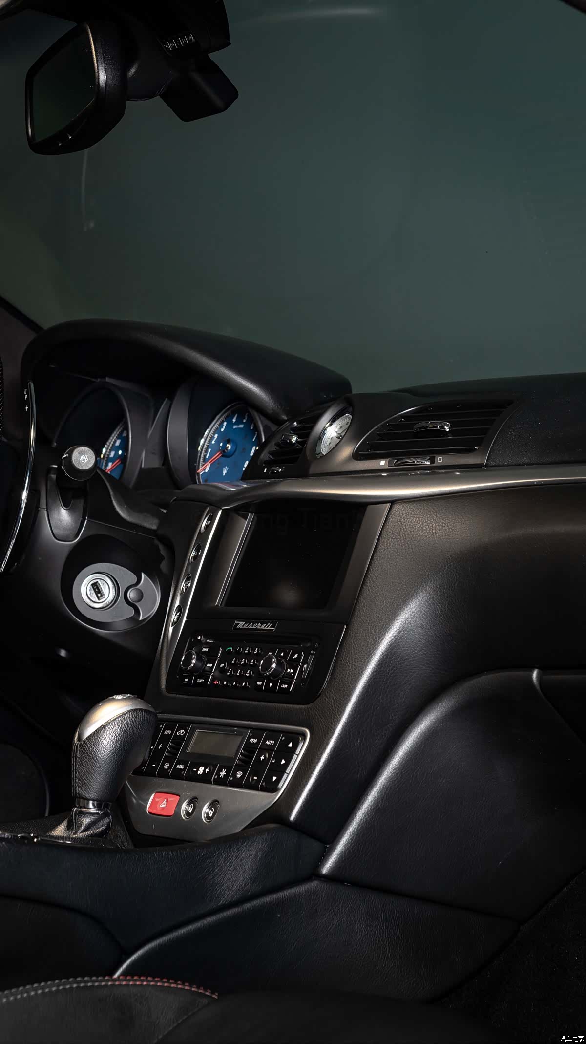 Maserati GranTurismo, 2013 18