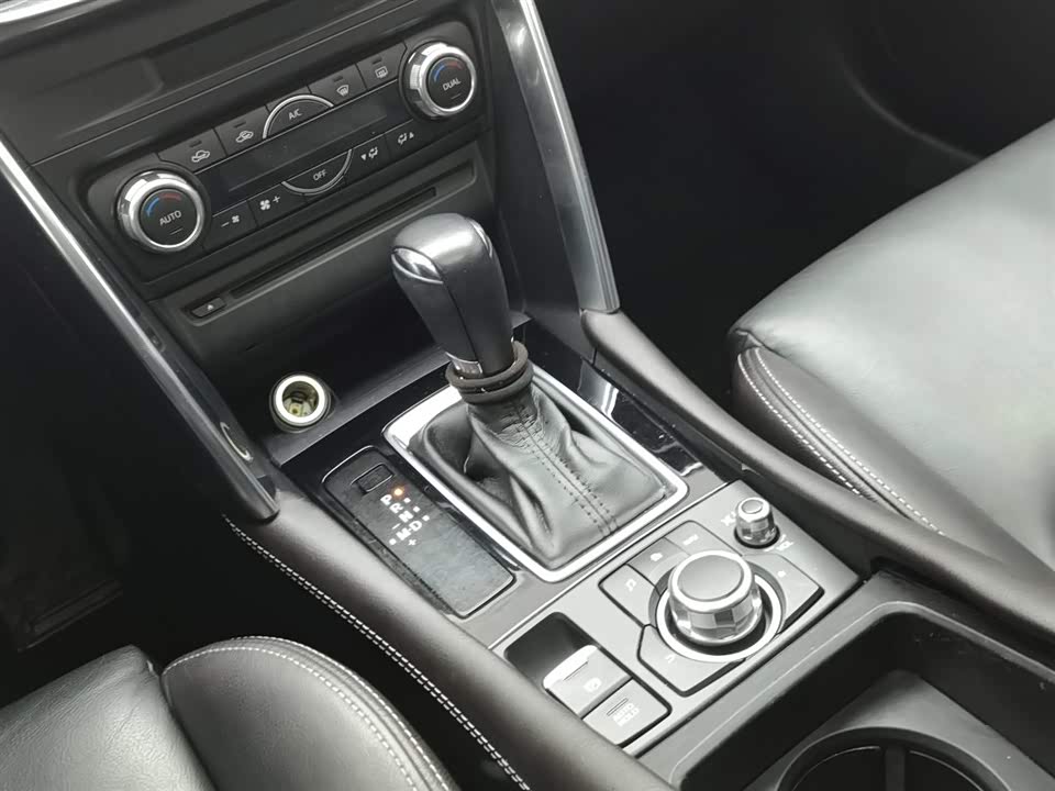 Mazda CX-4
