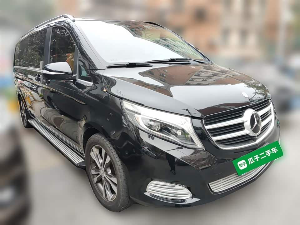 Mercedes-Benz V-class