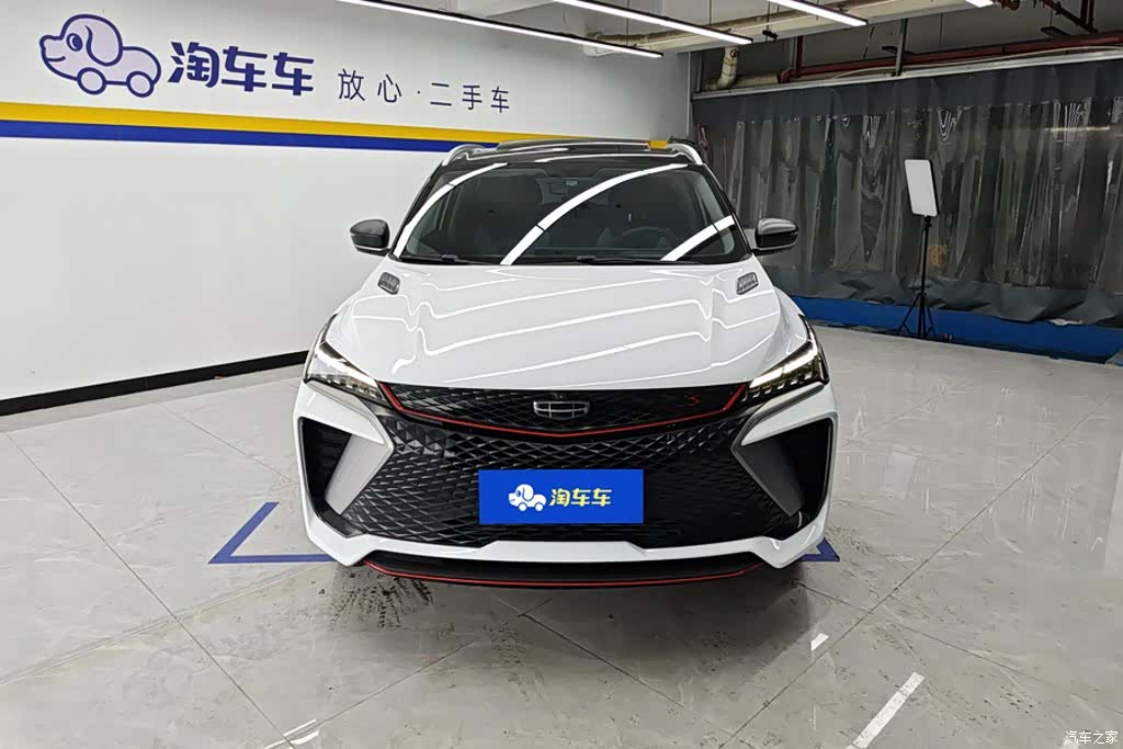 Geely Coolray, 2022 2