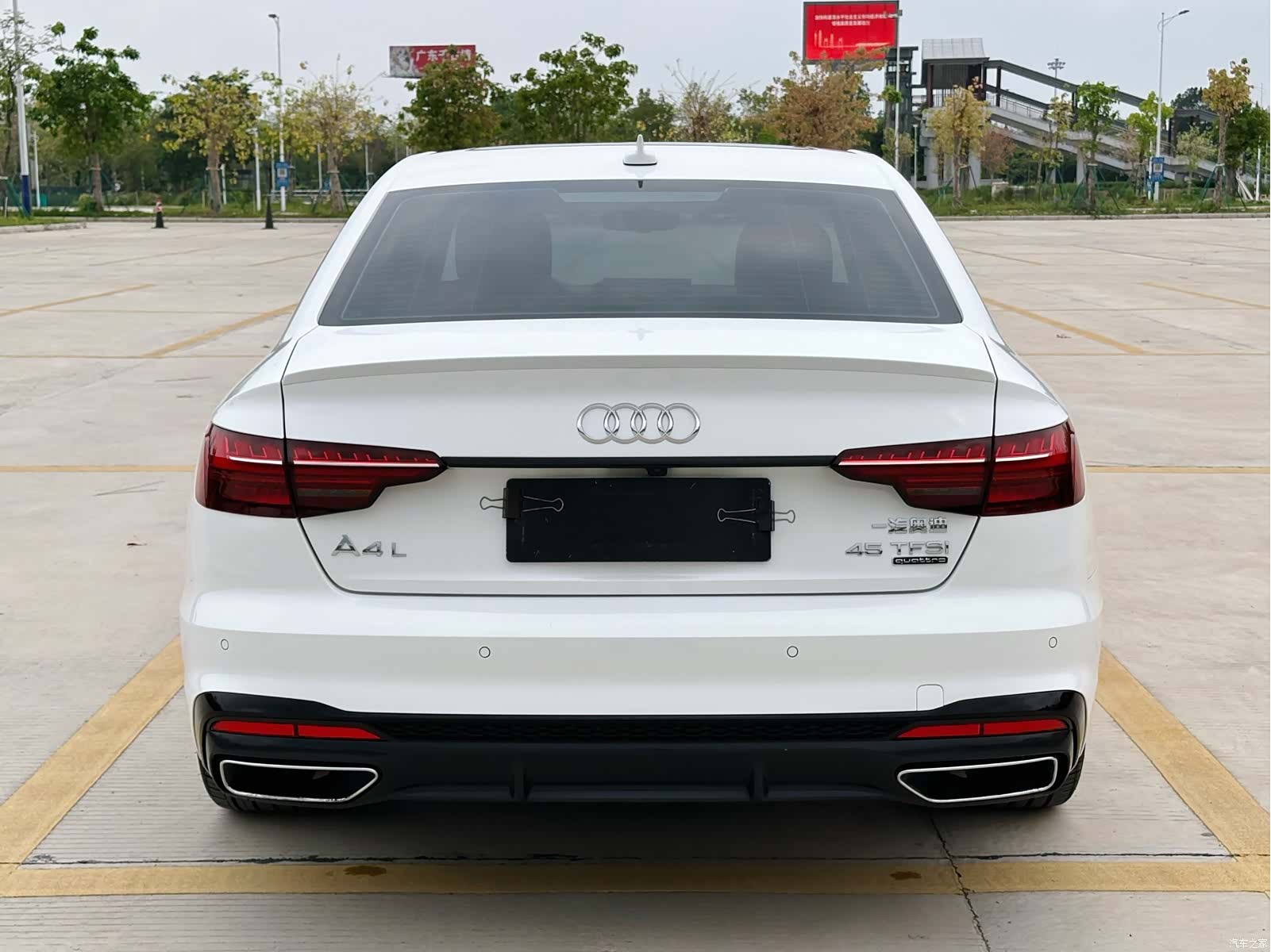Audi A4L, 2022 10