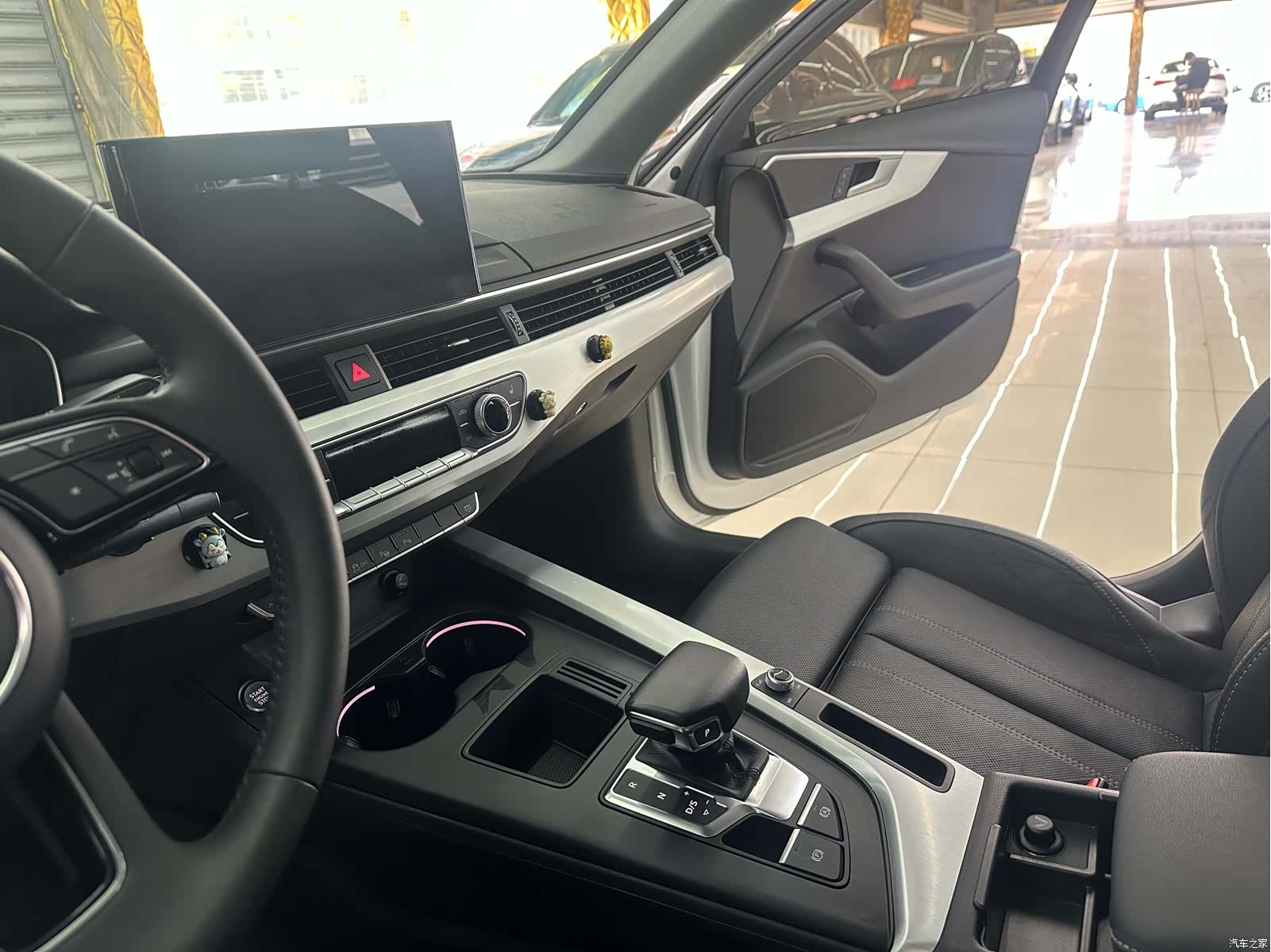 Audi A4L, 2021 14