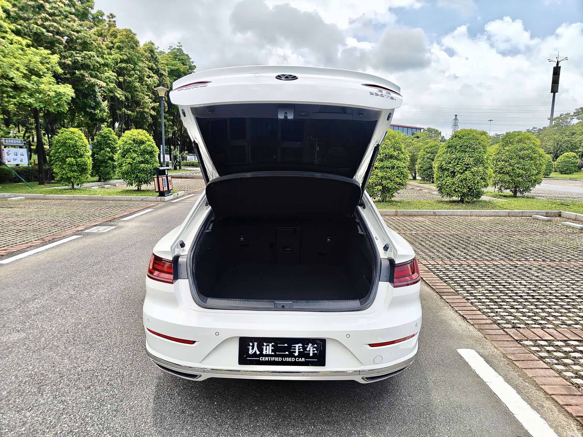 Volkswagen CC, 2020 9