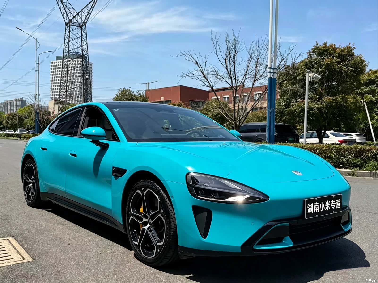 Xiaomi SU7, 2025 3