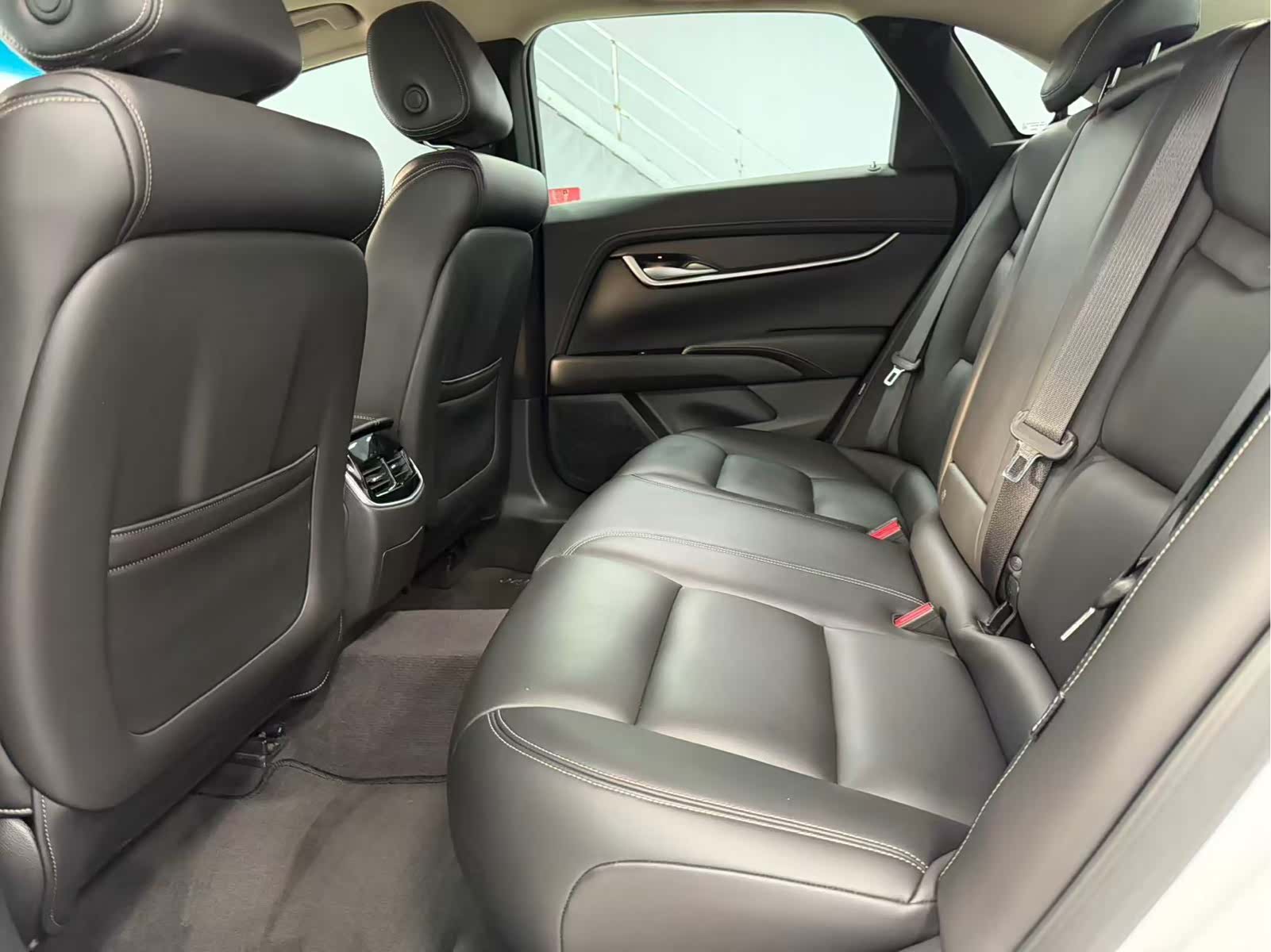 Cadillac XTS, 2018 8