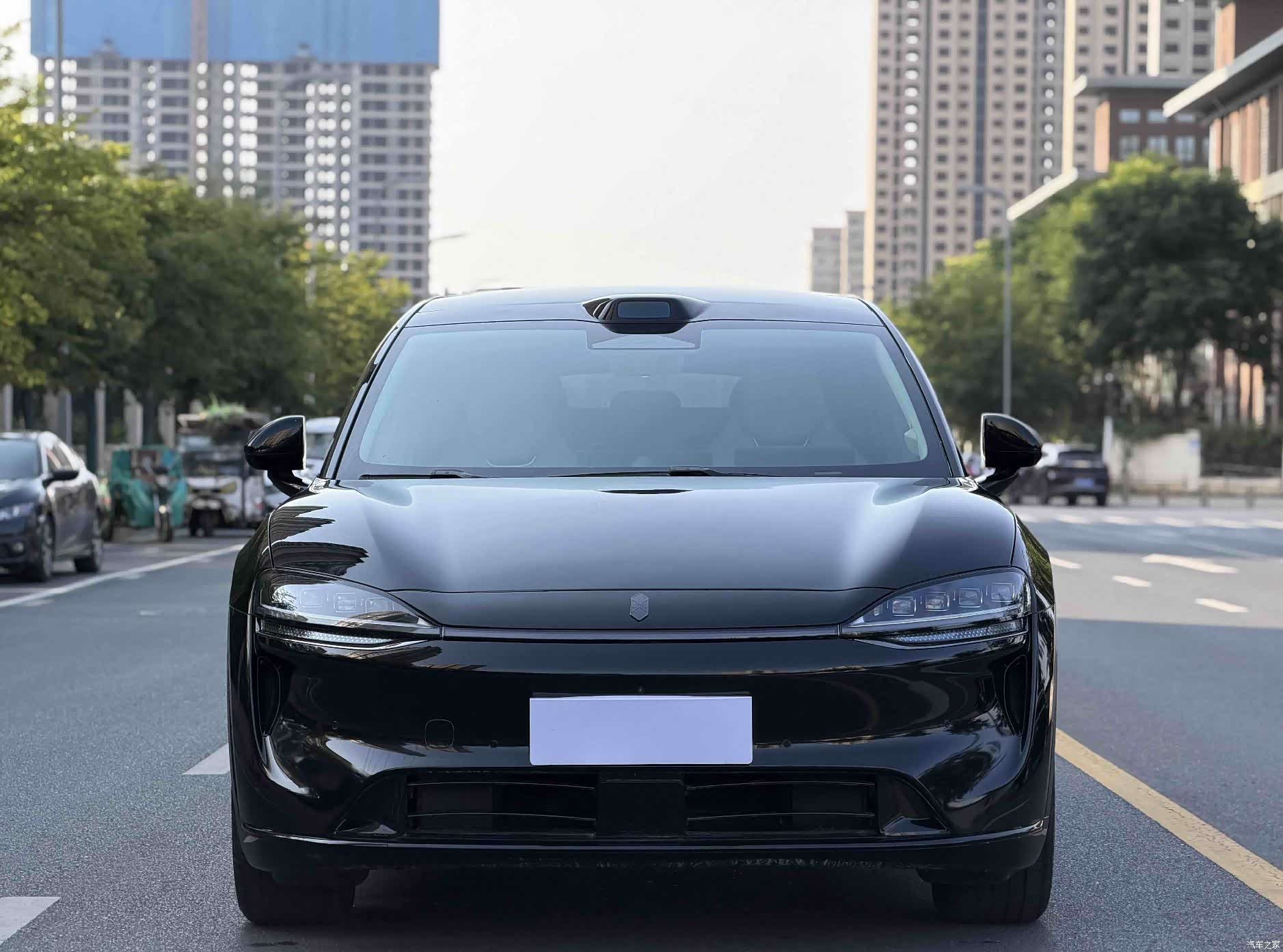 Luxeed R7, 2025 2