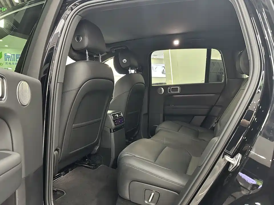 Li Auto Ideal L6