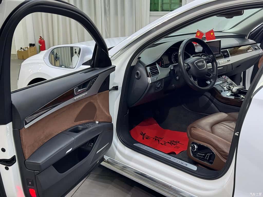 Audi A8L, 2015 4