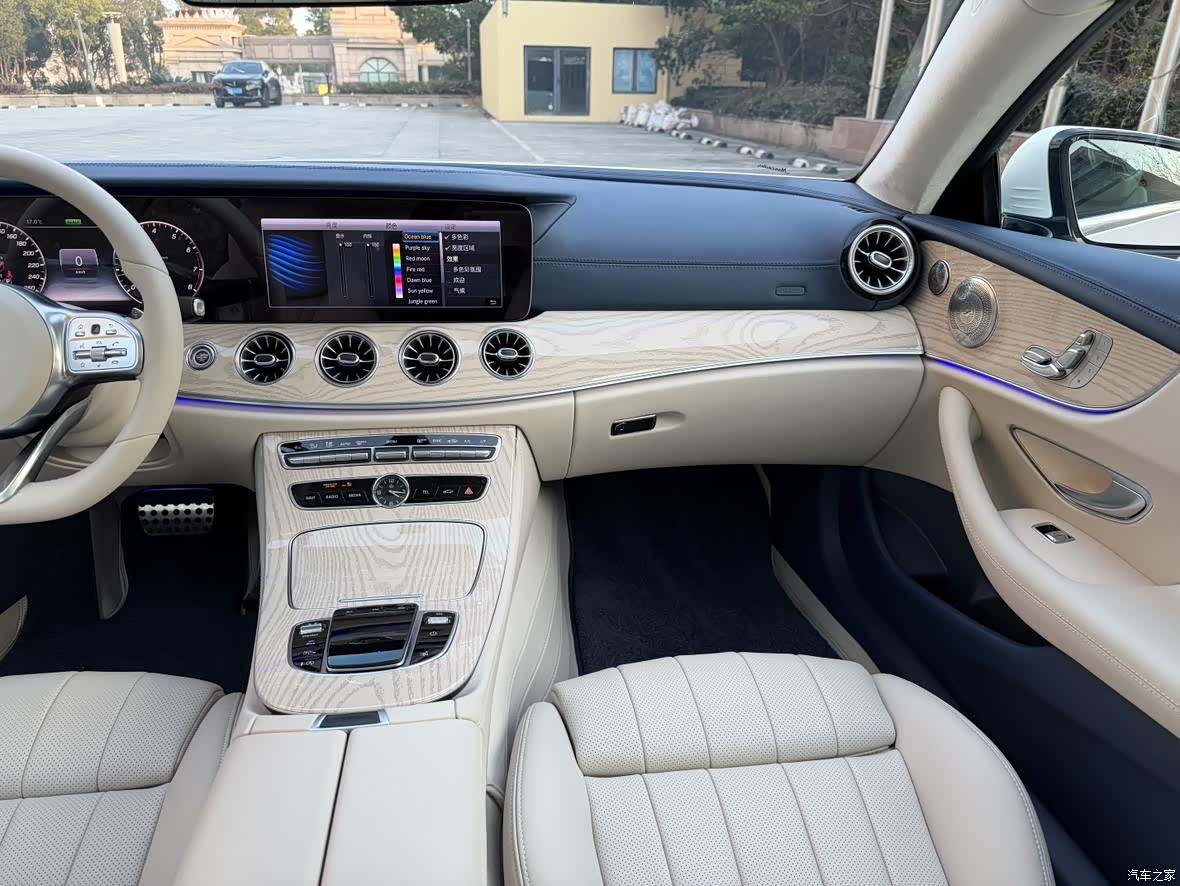 Mercedes-Benz E-Class, 2019 9
