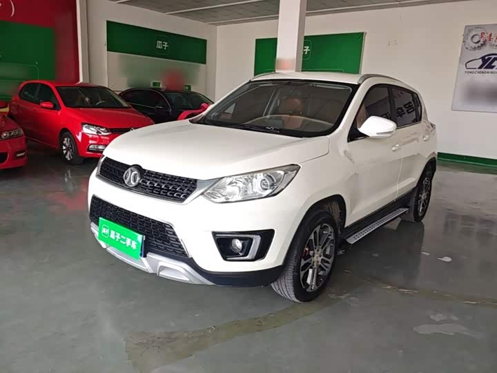 BAIC shen bao X35 2016 1.5L МКПП Luxury