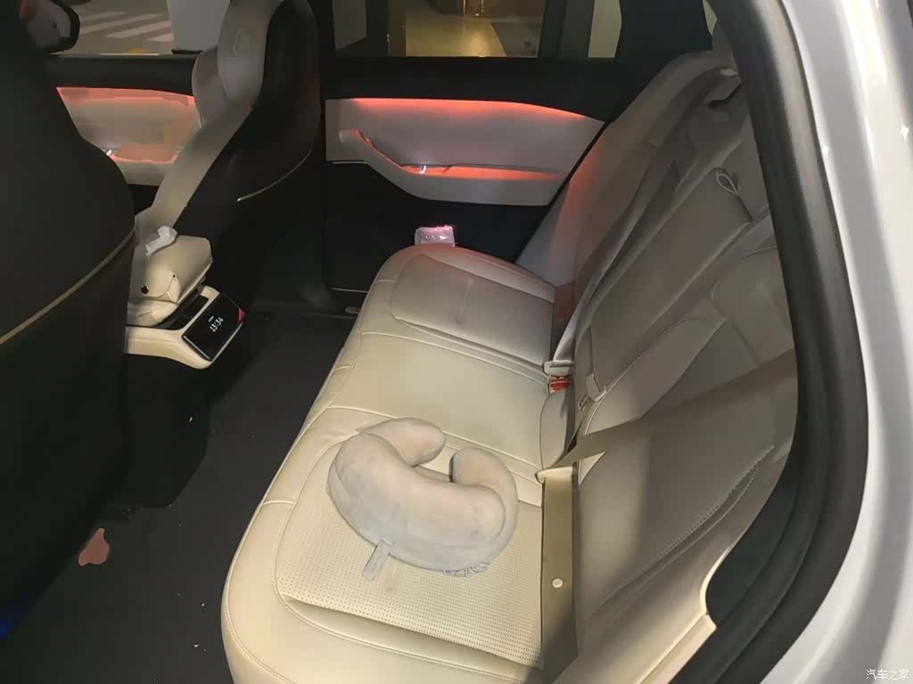 NIO ES6, 2023 15