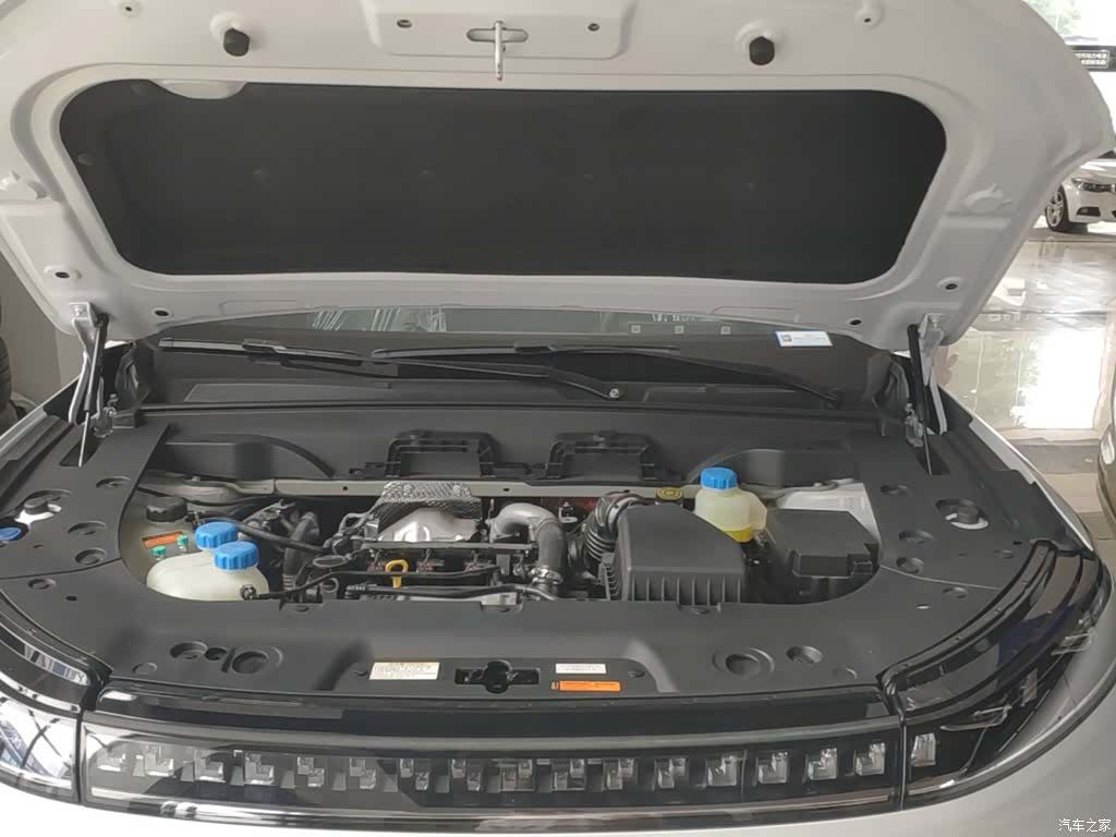 DongFeng eπ008, 2026 20