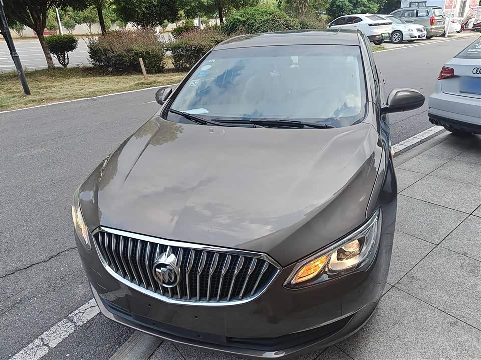 Buick Yinglang