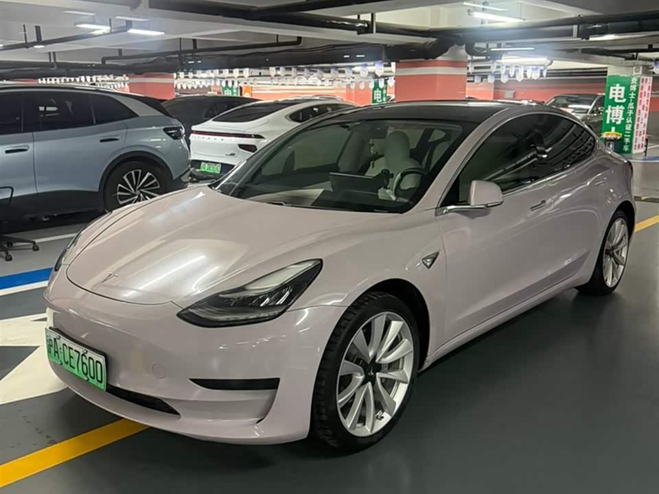 Tesla Model 3 Tesla Model 3
