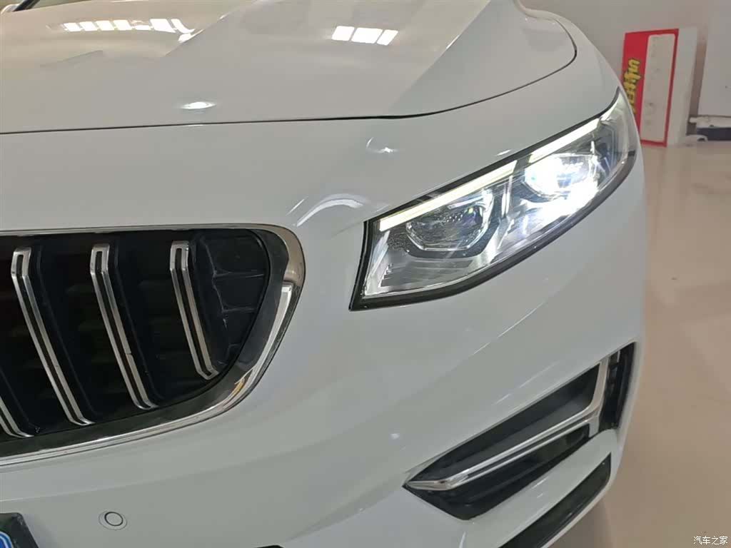 Geely Preface, 2023 18