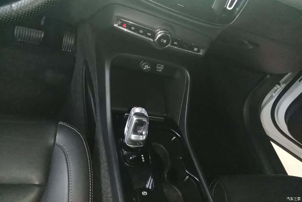 Volvo XC40, 2020 16