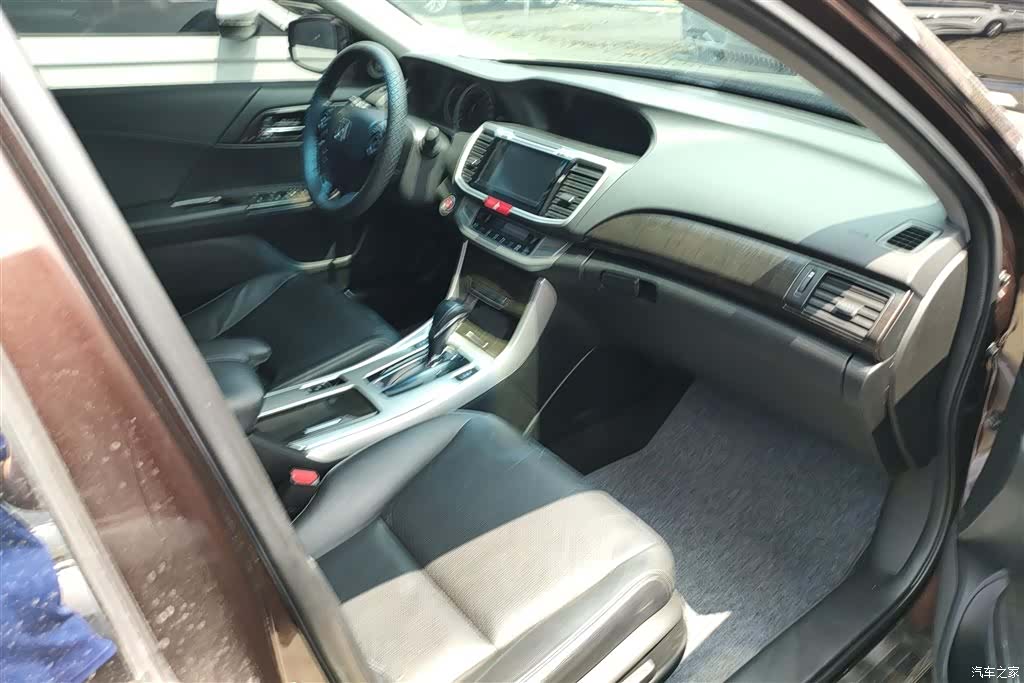 Honda Accord, 2015 8