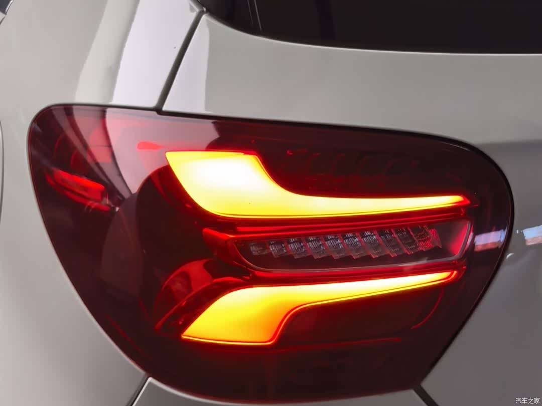 Mercedes-Benz A-Class, 2016 10