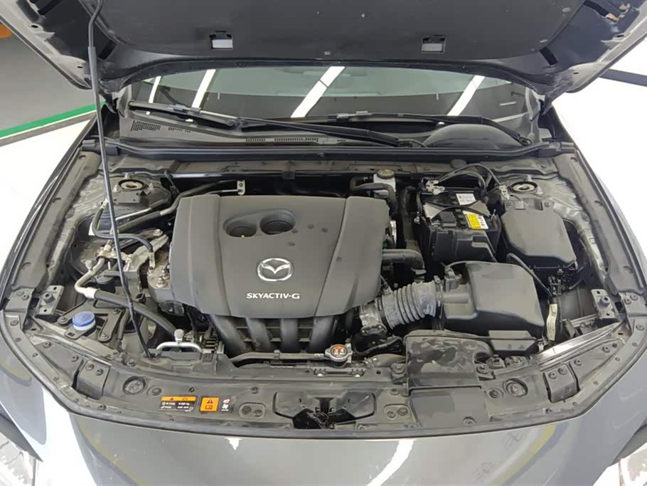 Mazda 3 Angkesaila