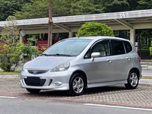 �ɶ� 2007�� 1.5L �ֶ���׼��