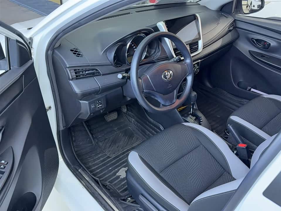 Toyota YARiS L Zhixuan